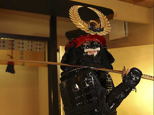 #53 甲冑:徳川家康/美女:関根優那