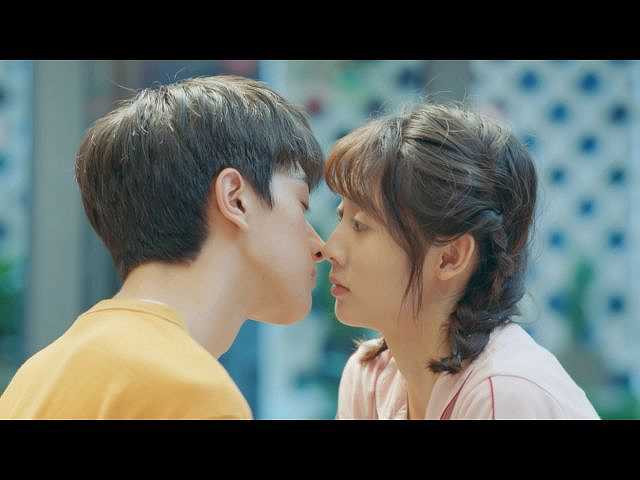#10 (字幕版)夢の中のキス
