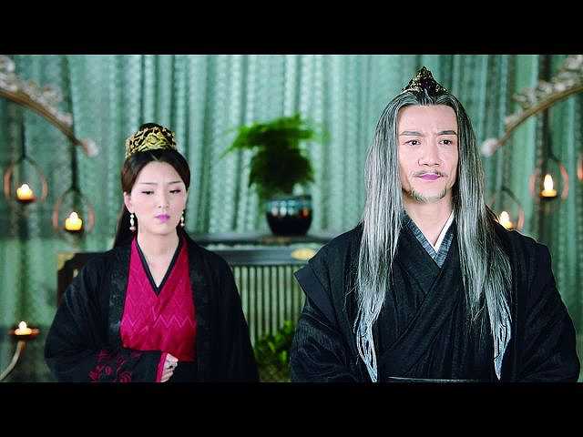 第8話 (字幕版)屋敷に潜む脅威
