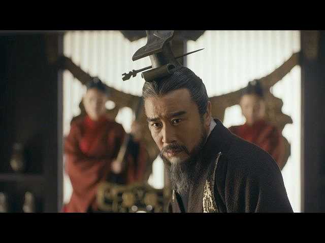 第7話 (字幕版)狼顧の相