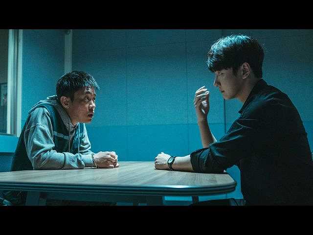 第11話 (字幕版)容疑者確保
